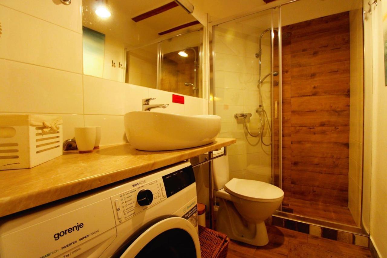Korzo Rooms&Apartments Vis Zewnętrze zdjęcie